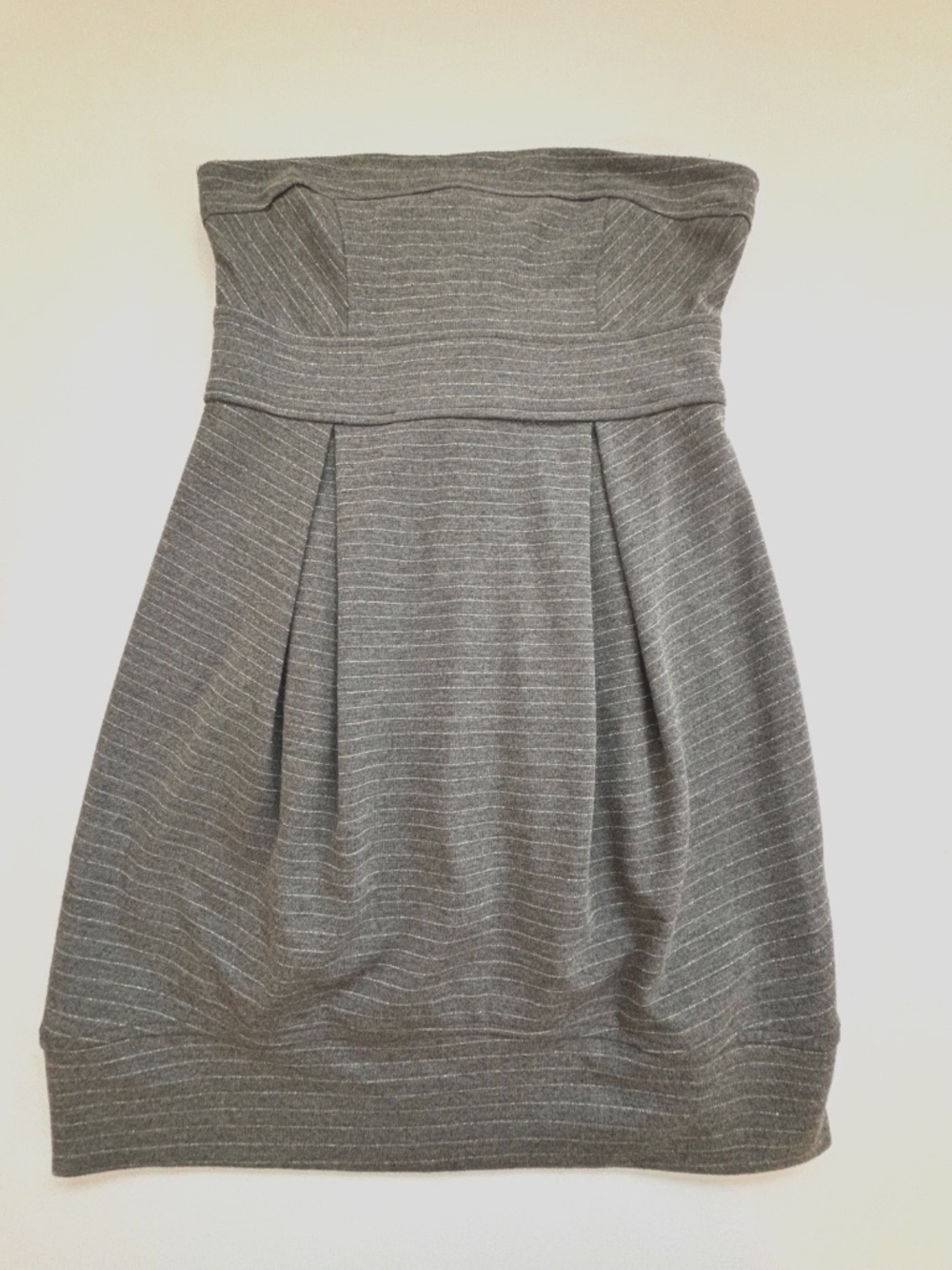 Gray Strapless Dress Metallic Pinstripe Back Zip Size M – Audrey 3+1